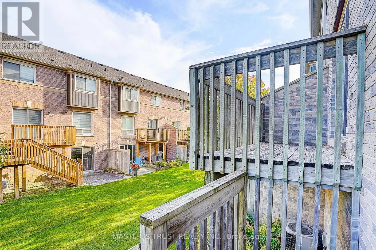 48 - 5535 GLEN ERIN DRIVE