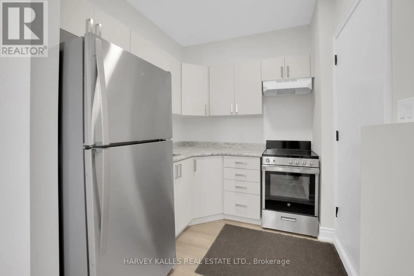 BSMT - 19 LAMBTON AVENUE