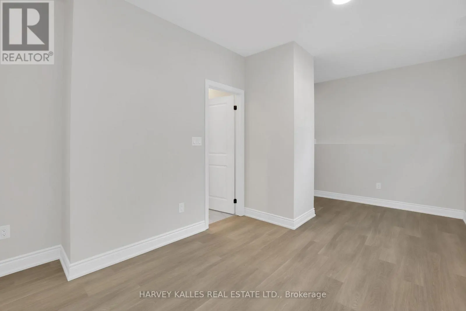 BSMT - 19 LAMBTON AVENUE