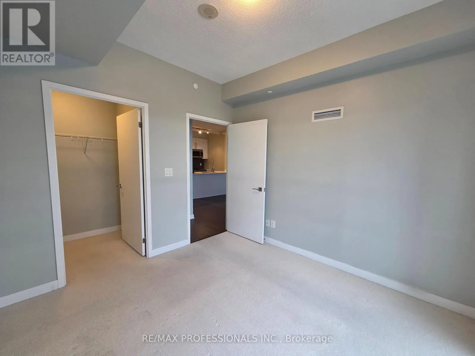 4509 - 4011 BRICKSTONE MEWS