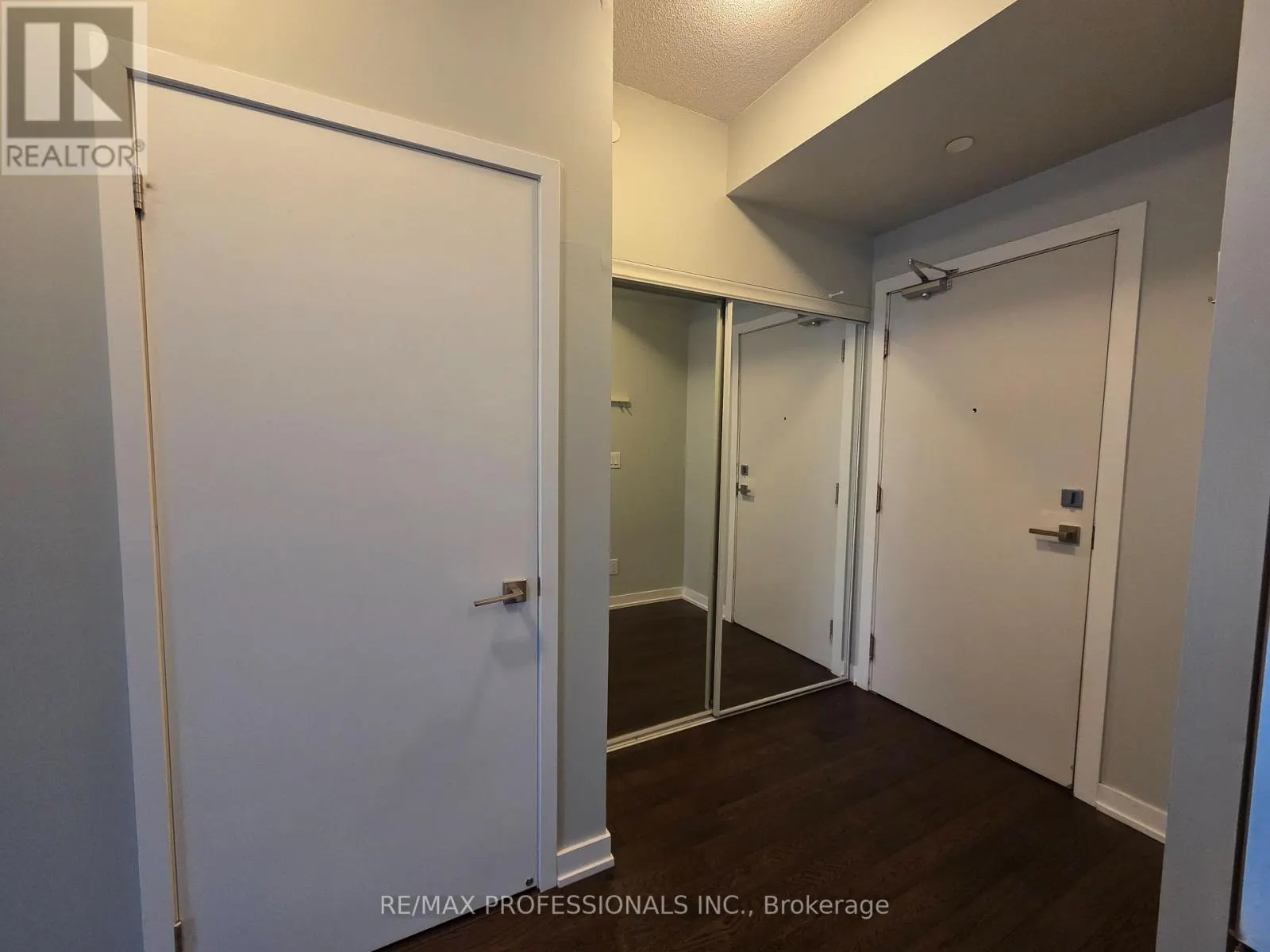 4509 - 4011 BRICKSTONE MEWS