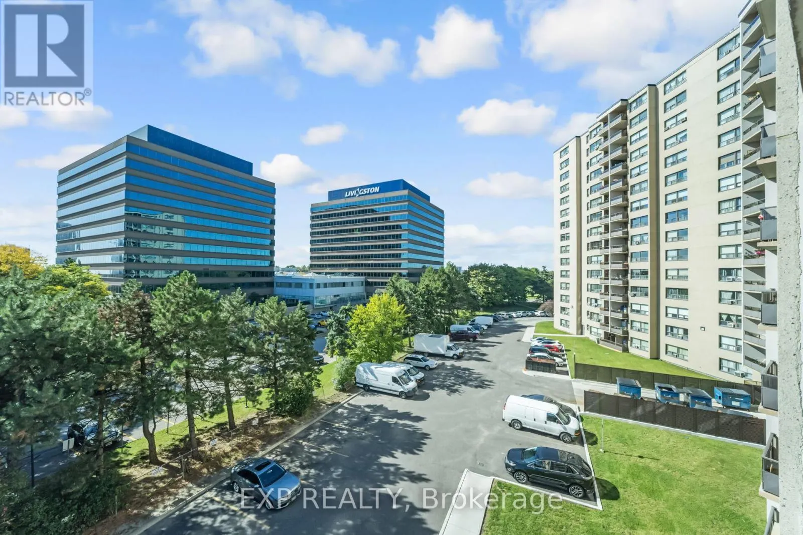 519 - 451 WESTMALL