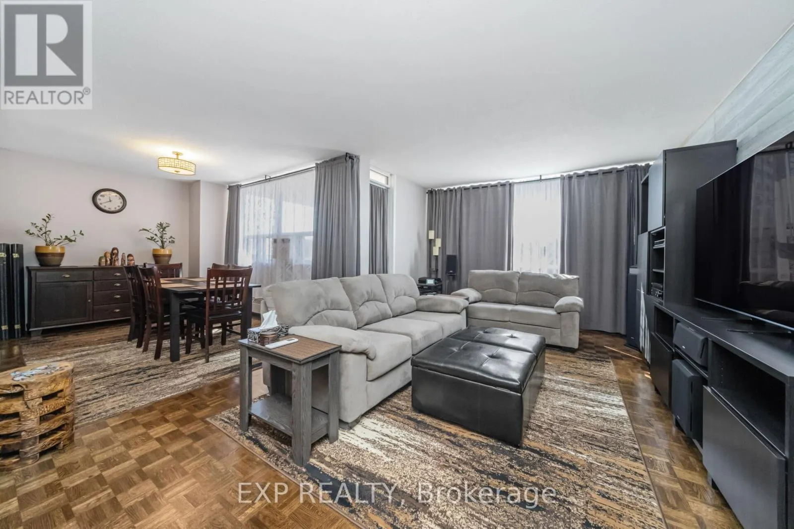 519 - 451 WESTMALL