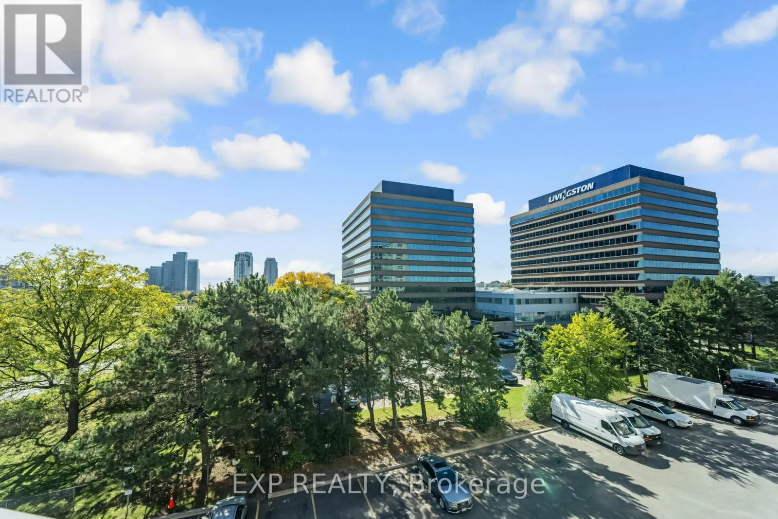 519 - 451 WESTMALL