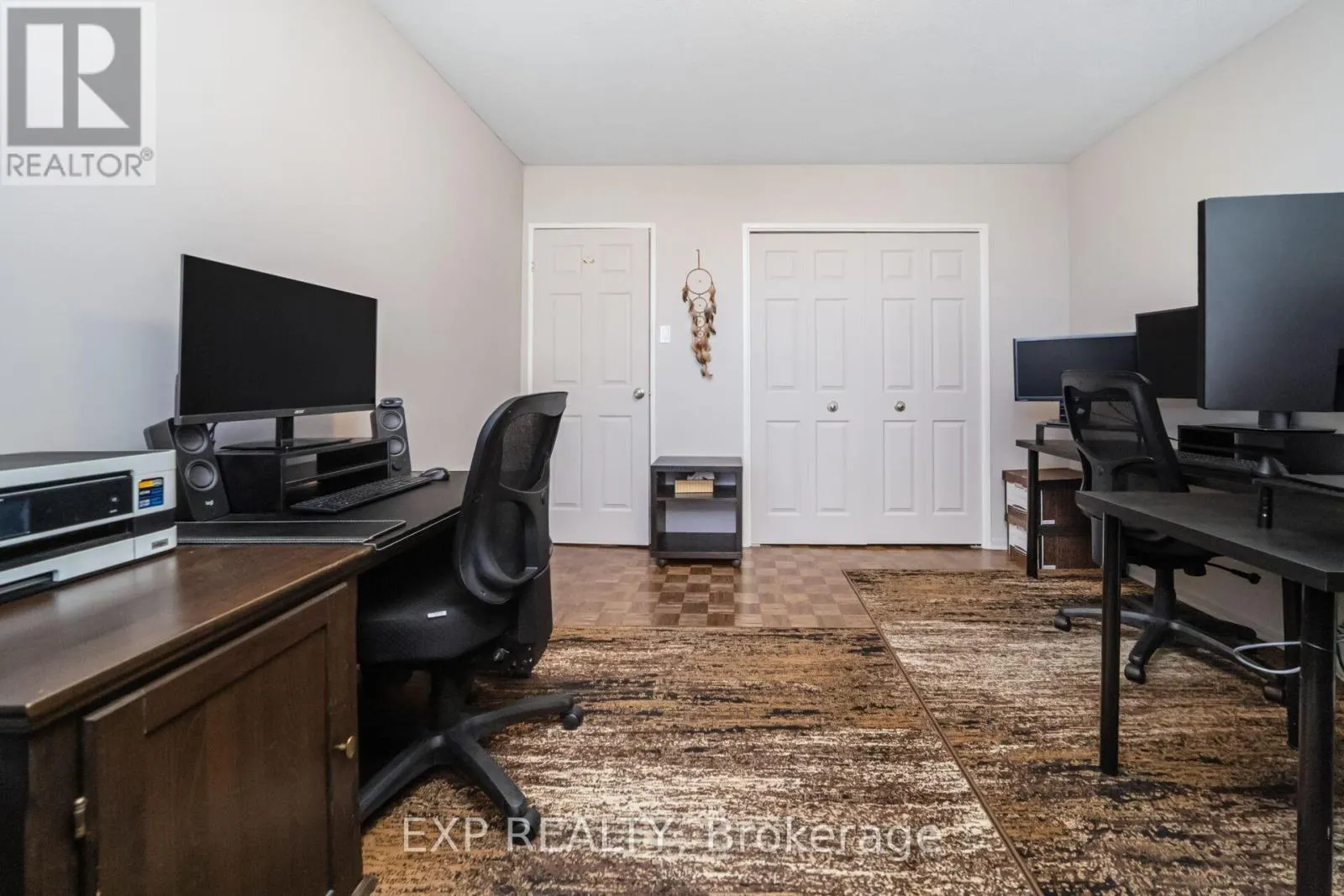 519 - 451 WESTMALL
