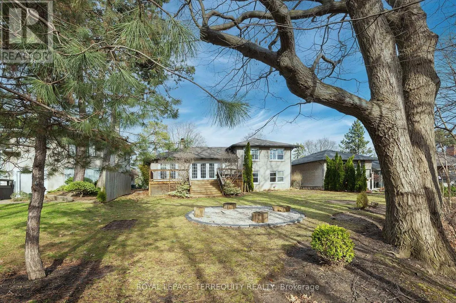 31 RIVERCOVE DRIVE