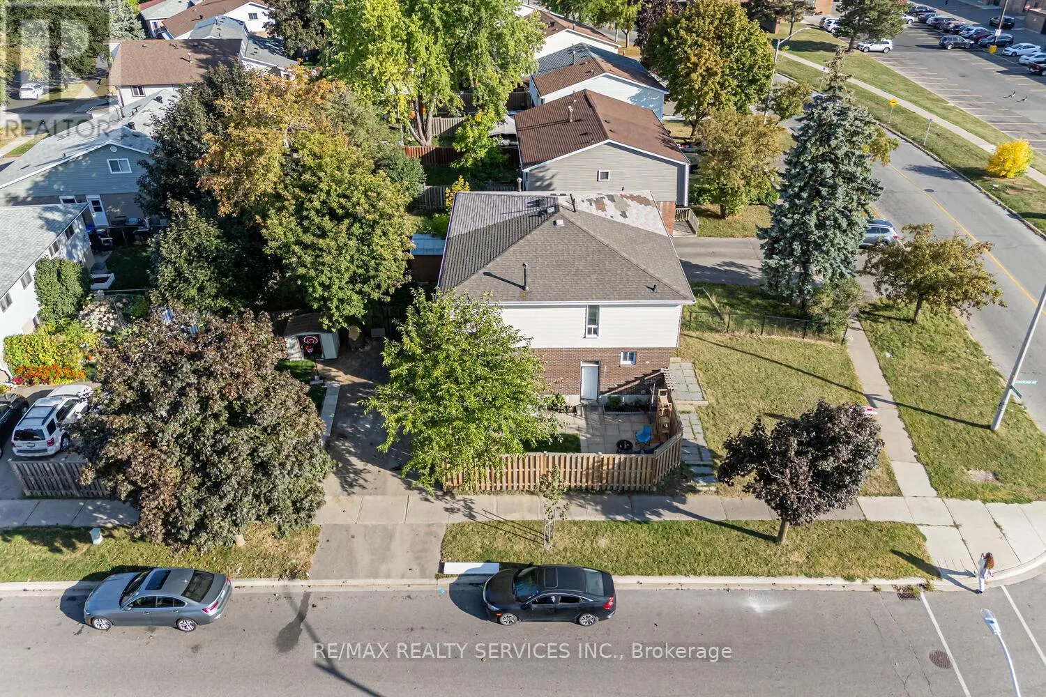 172 HANSEN ROAD