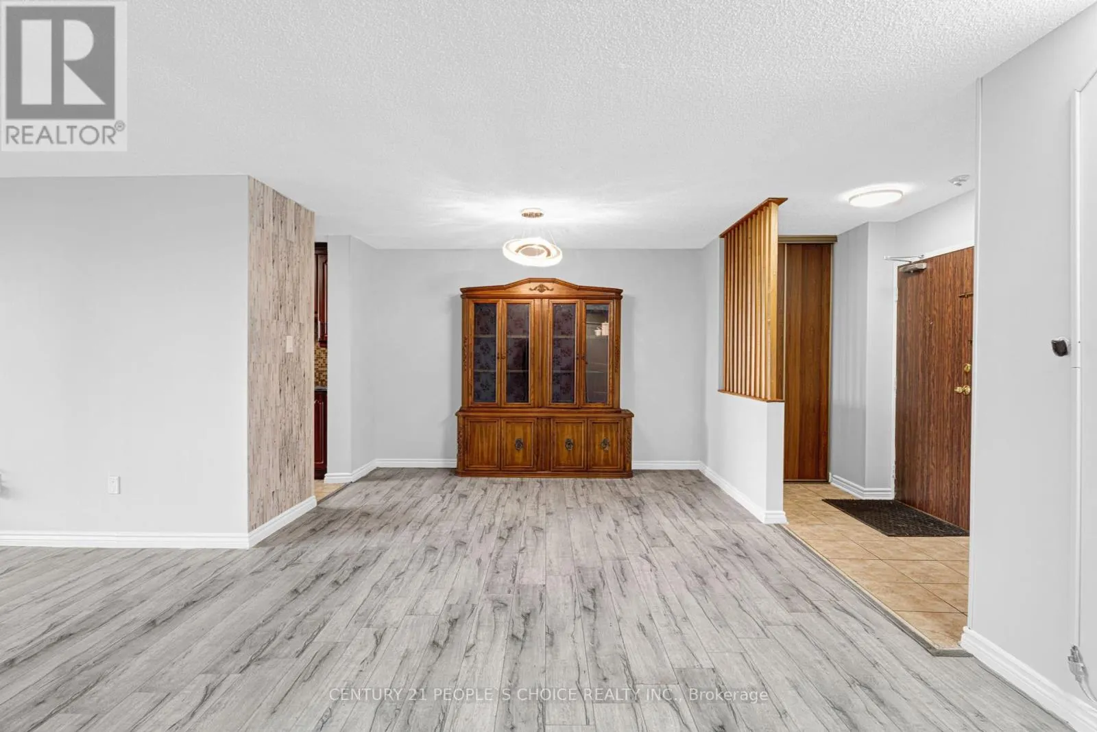 1410 - 21 KNIGHTSBRIDGE ROAD