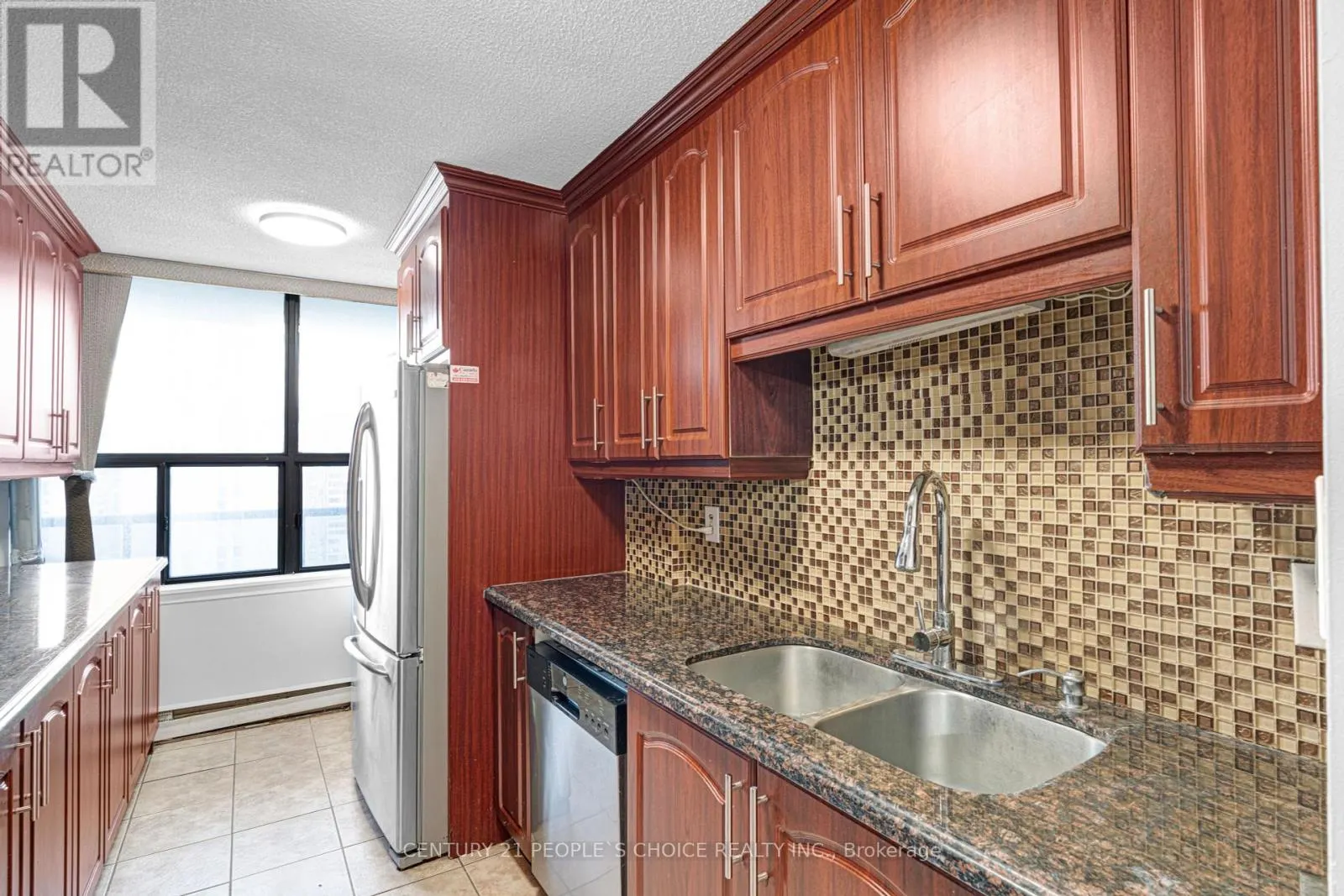 1410 - 21 KNIGHTSBRIDGE ROAD