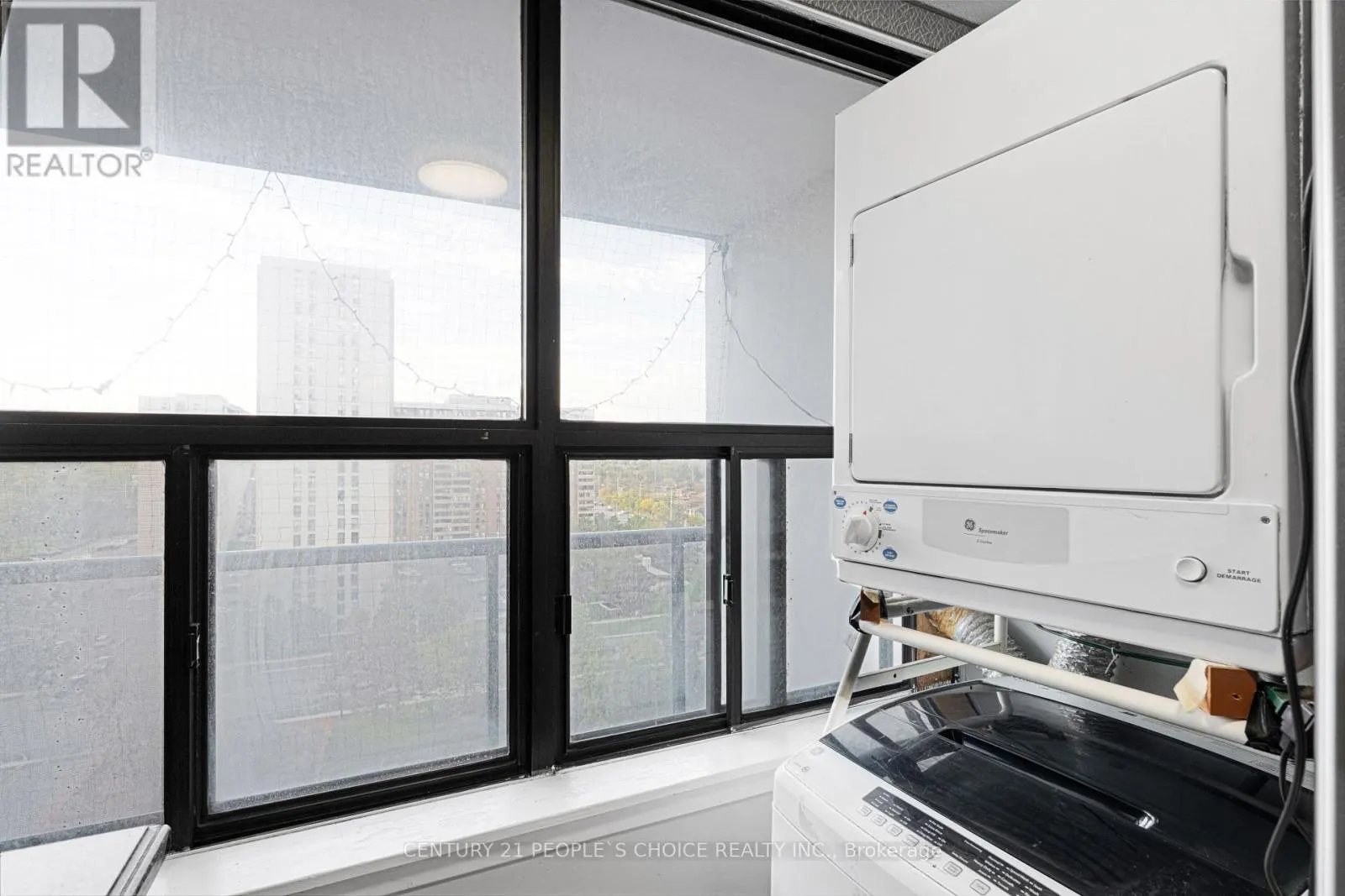 1410 - 21 KNIGHTSBRIDGE ROAD