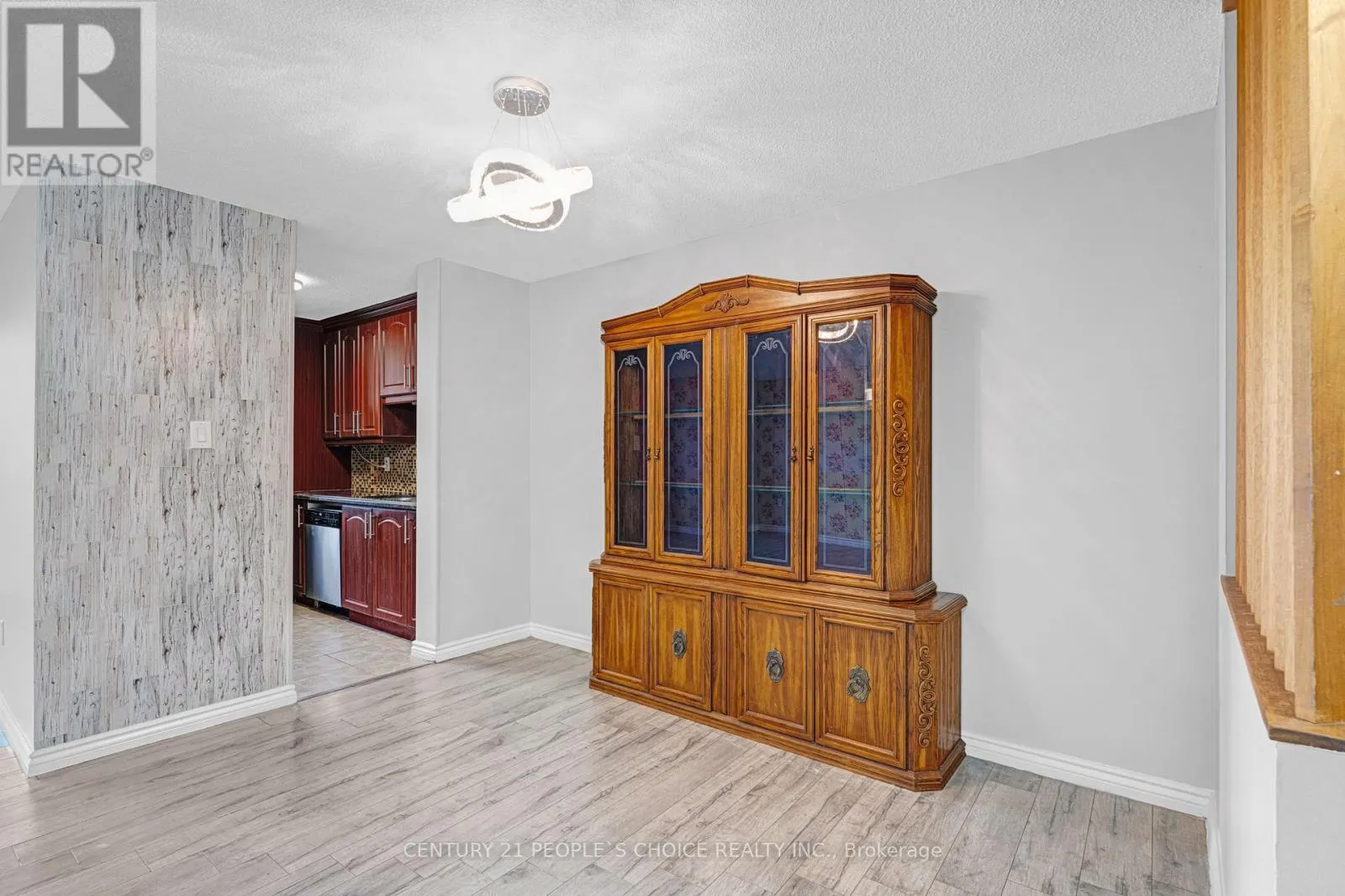 1410 - 21 KNIGHTSBRIDGE ROAD