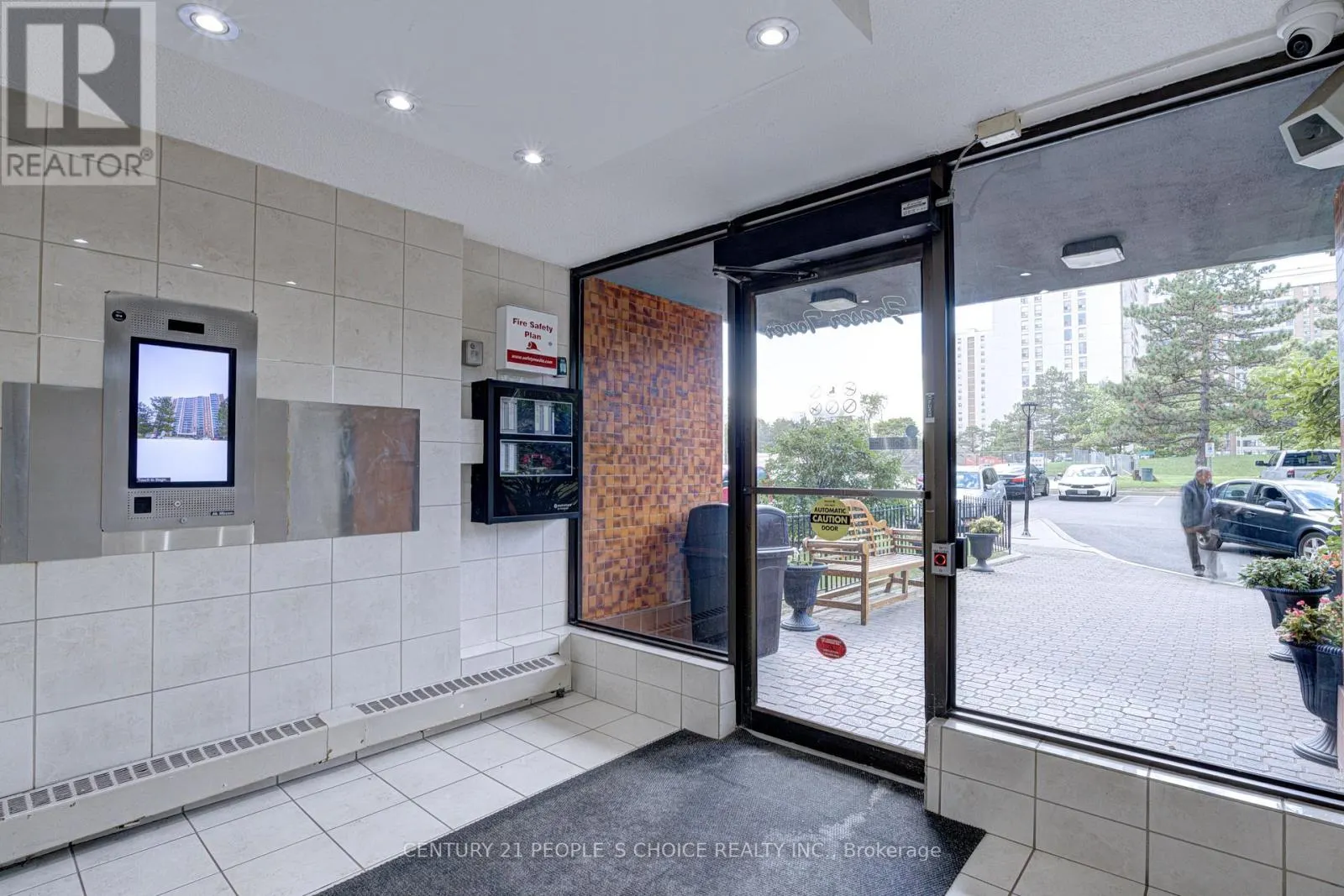 1410 - 21 KNIGHTSBRIDGE ROAD