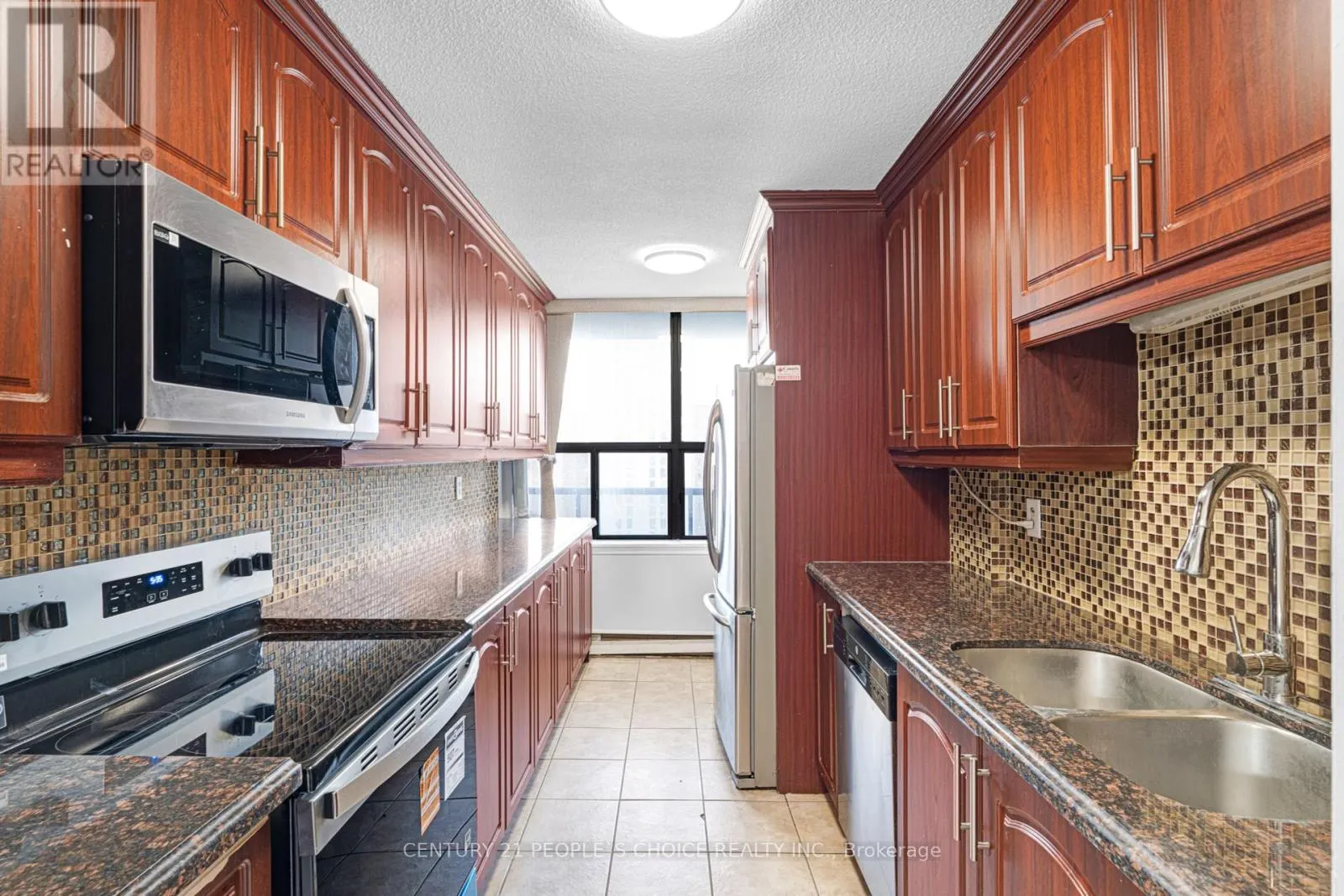 1410 - 21 KNIGHTSBRIDGE ROAD
