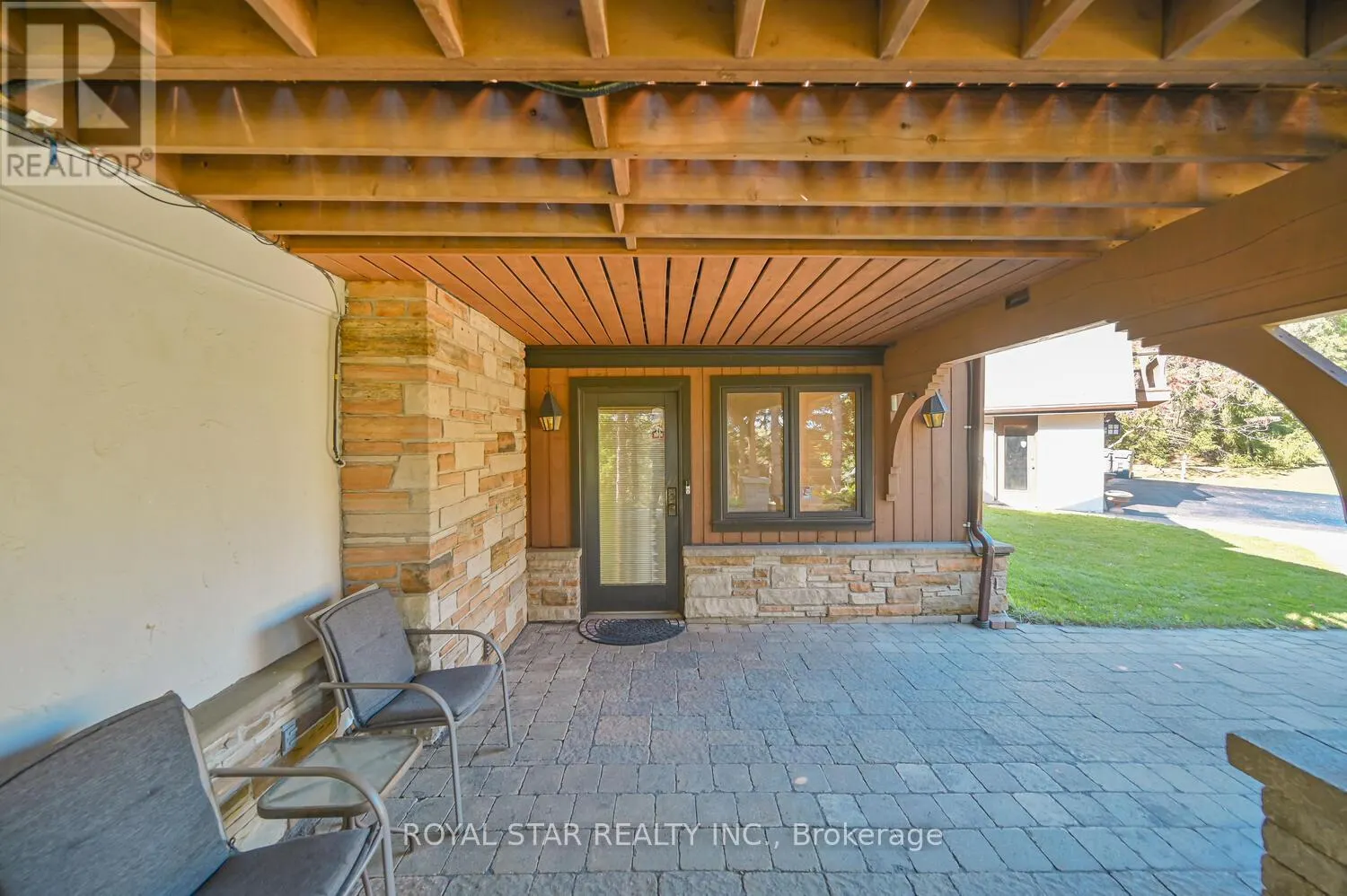 29 CEDAR DRIVE