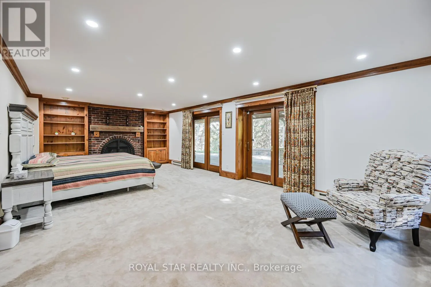 29 CEDAR DRIVE