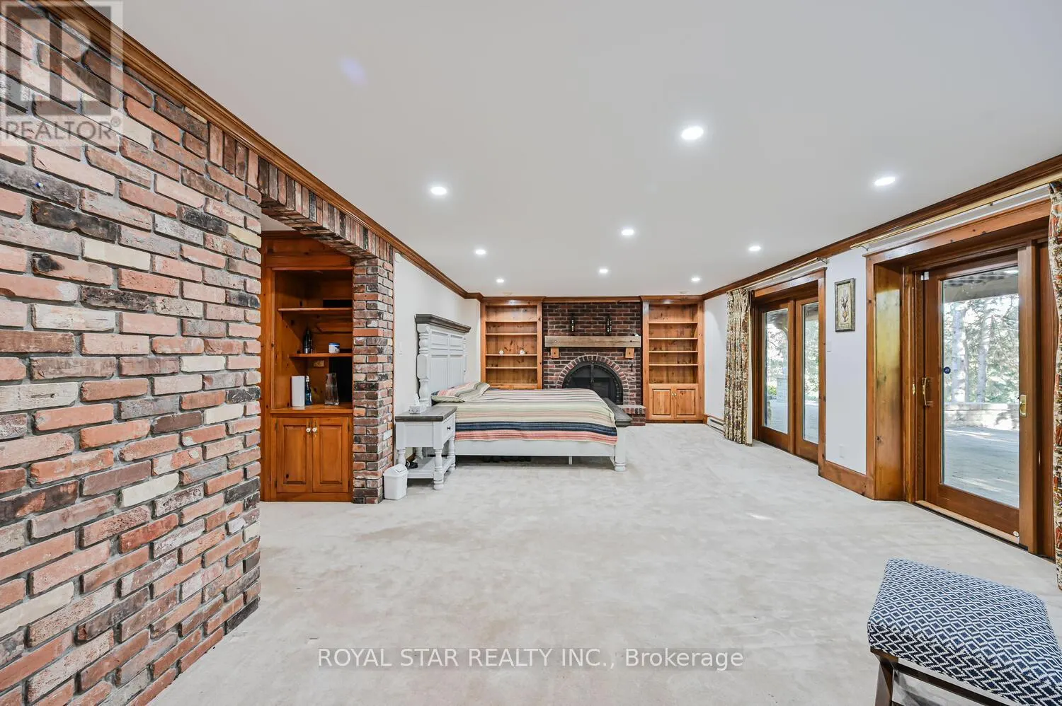 29 CEDAR DRIVE