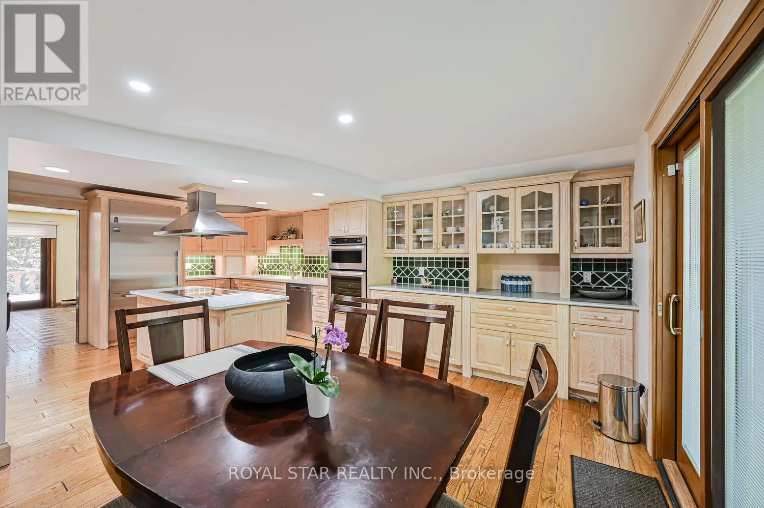 29 CEDAR DRIVE