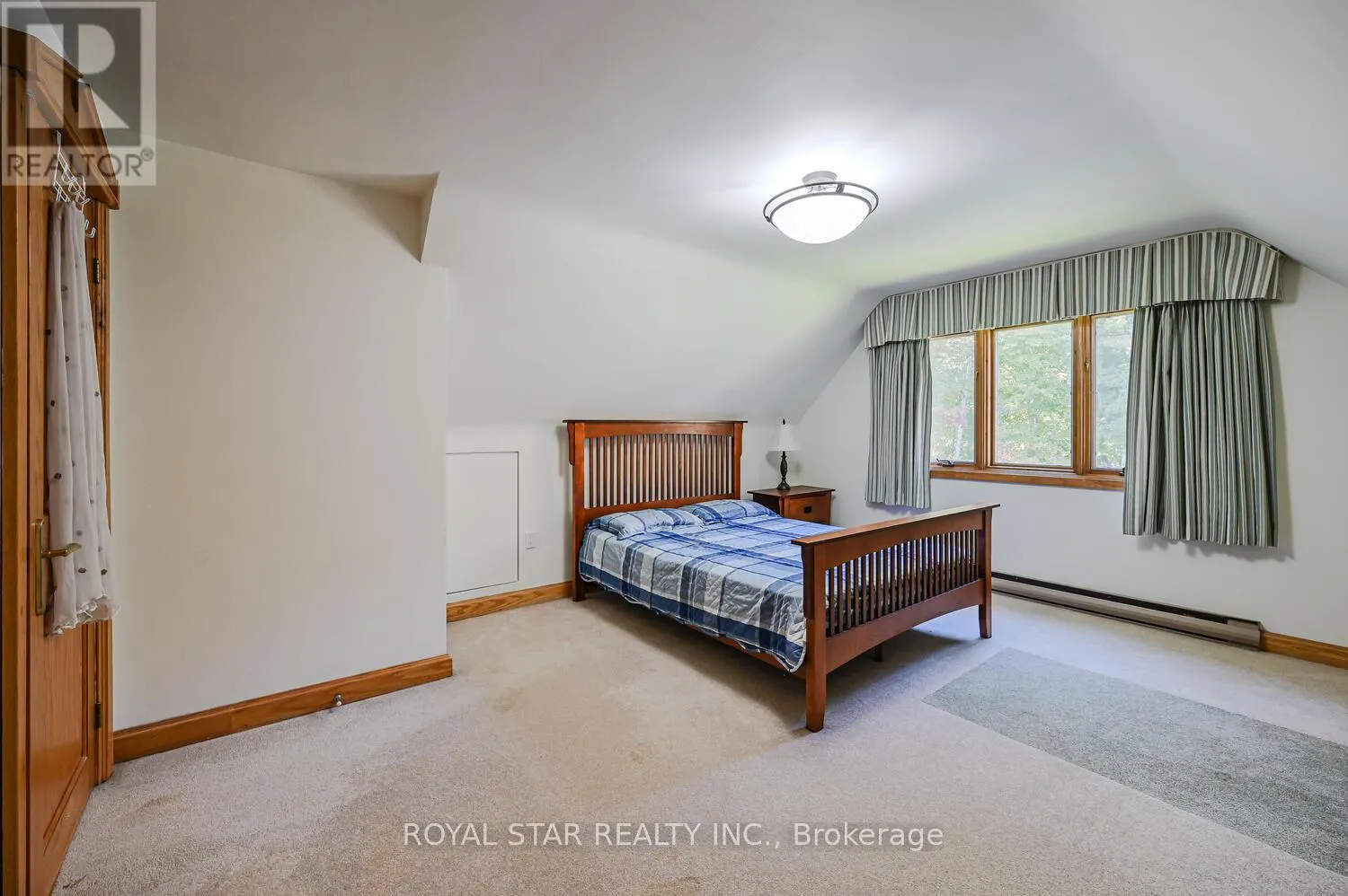 29 CEDAR DRIVE