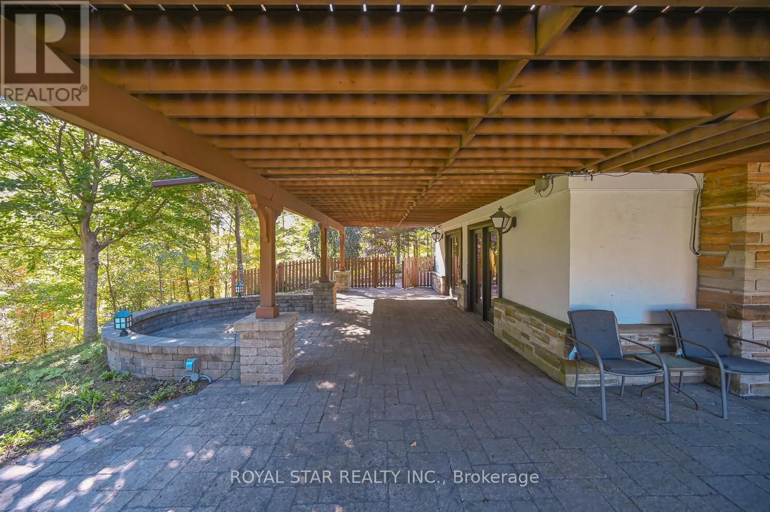 29 CEDAR DRIVE