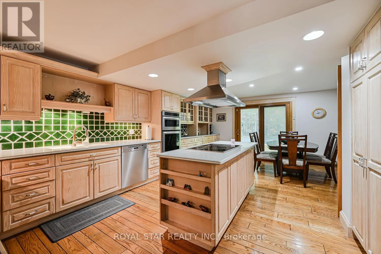 29 CEDAR DRIVE