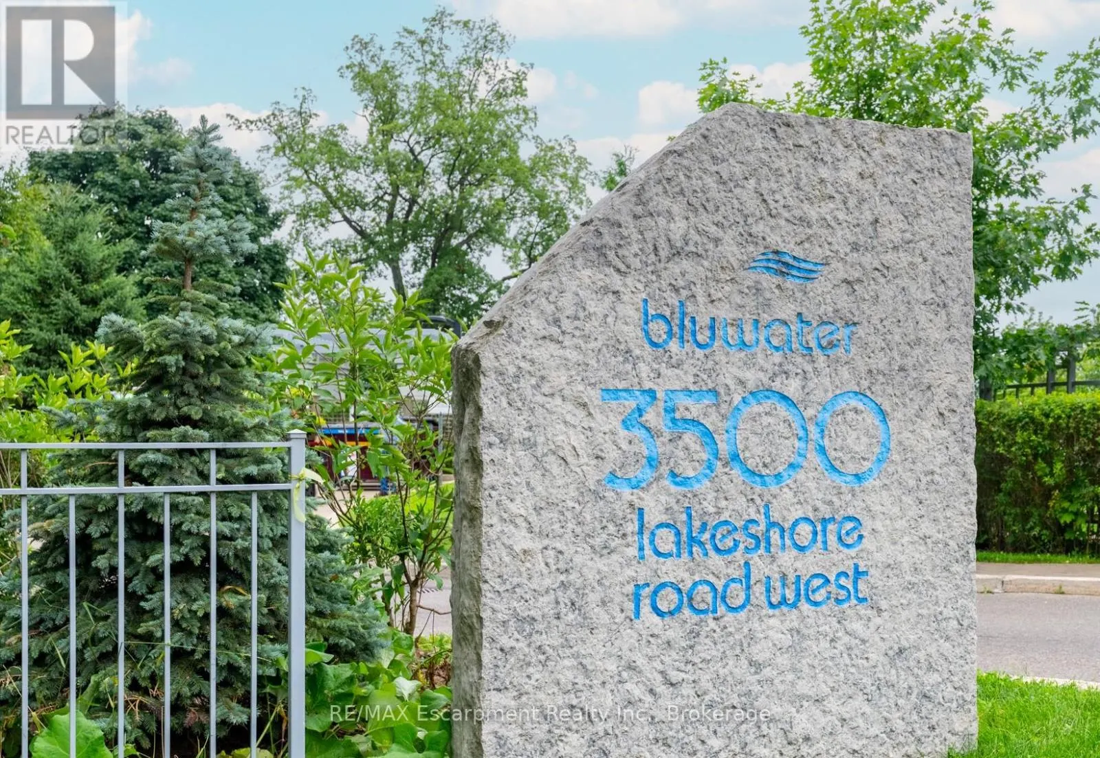 827 - 3500 LAKESHORE ROAD W, #827