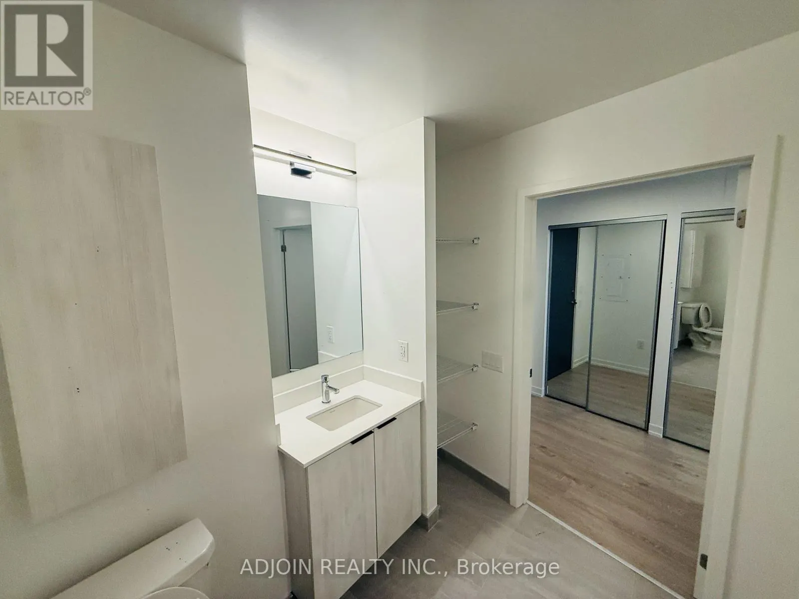 612 - 2485 EGLINTON AVENUE