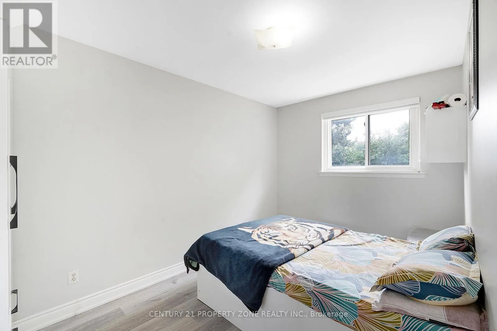 29 FINCHLEY CRESCENT