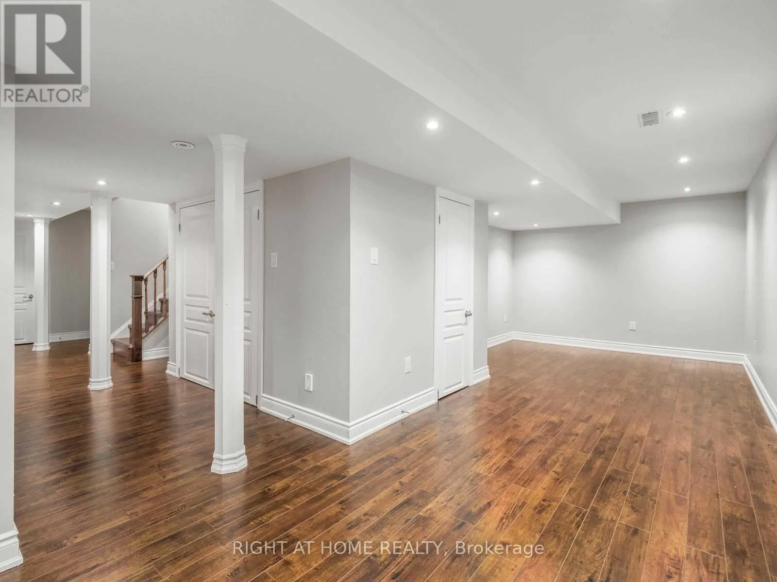 5555 BRIDGEPORT GATE