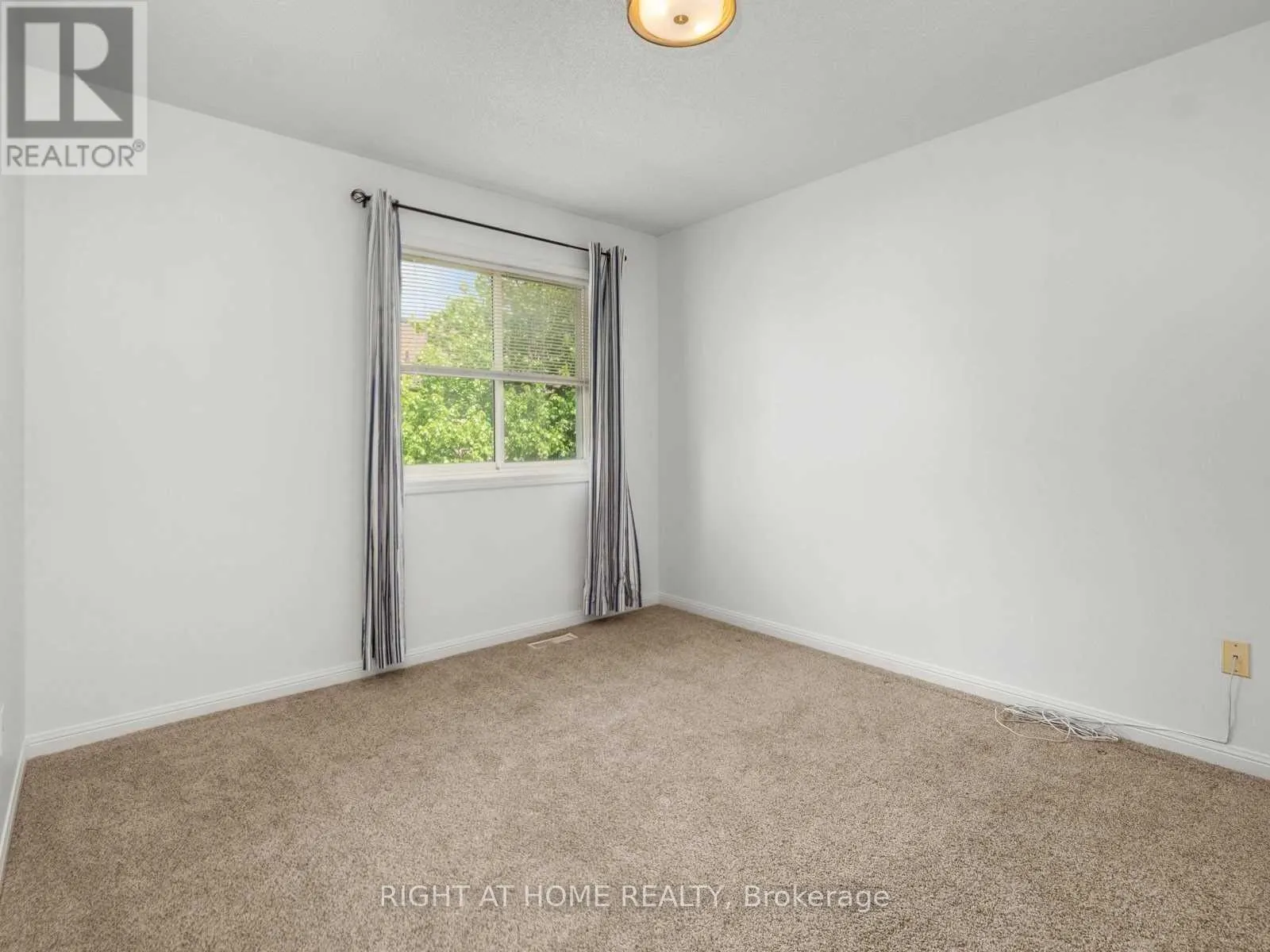 5555 BRIDGEPORT GATE
