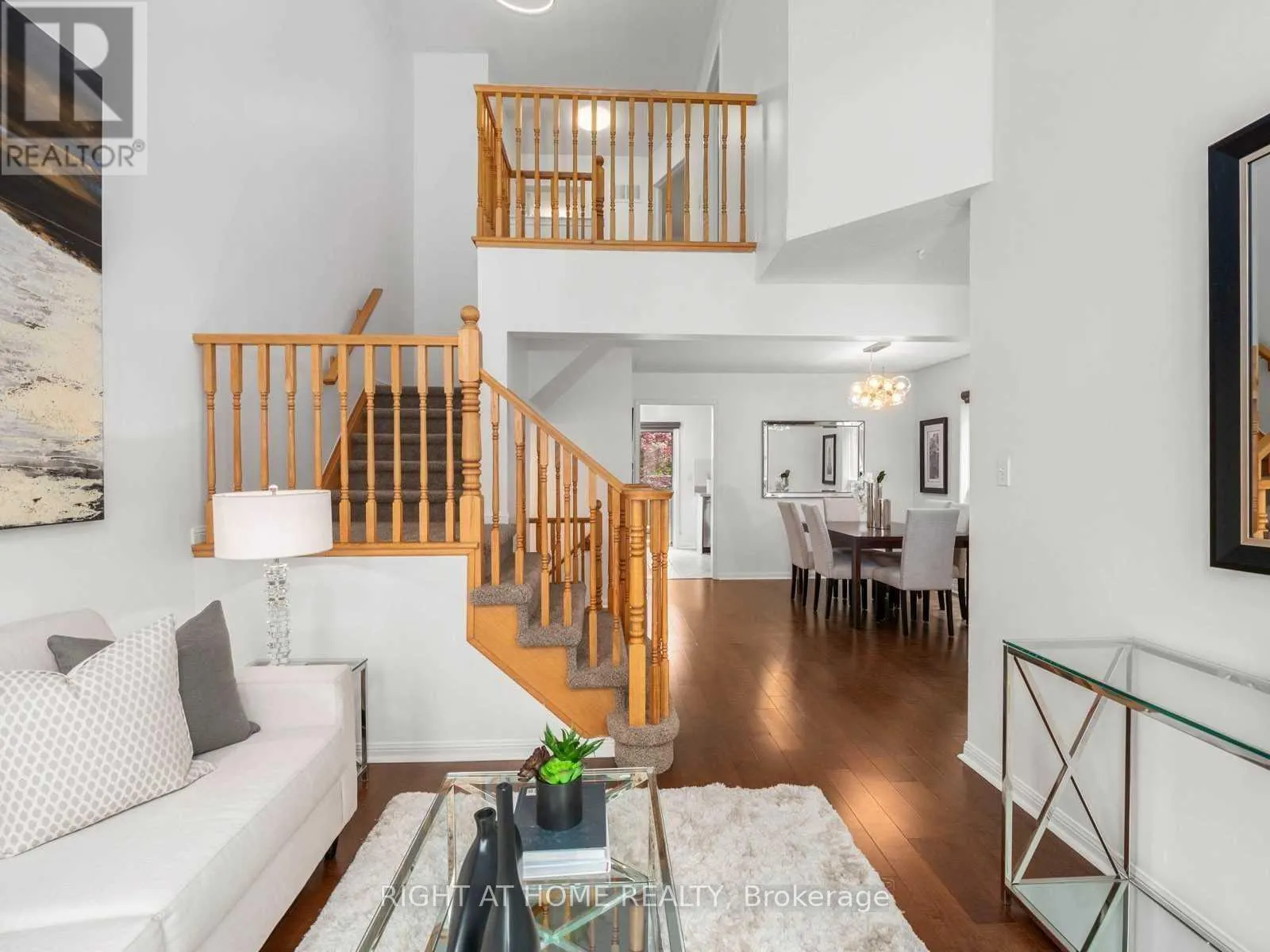 5555 BRIDGEPORT GATE