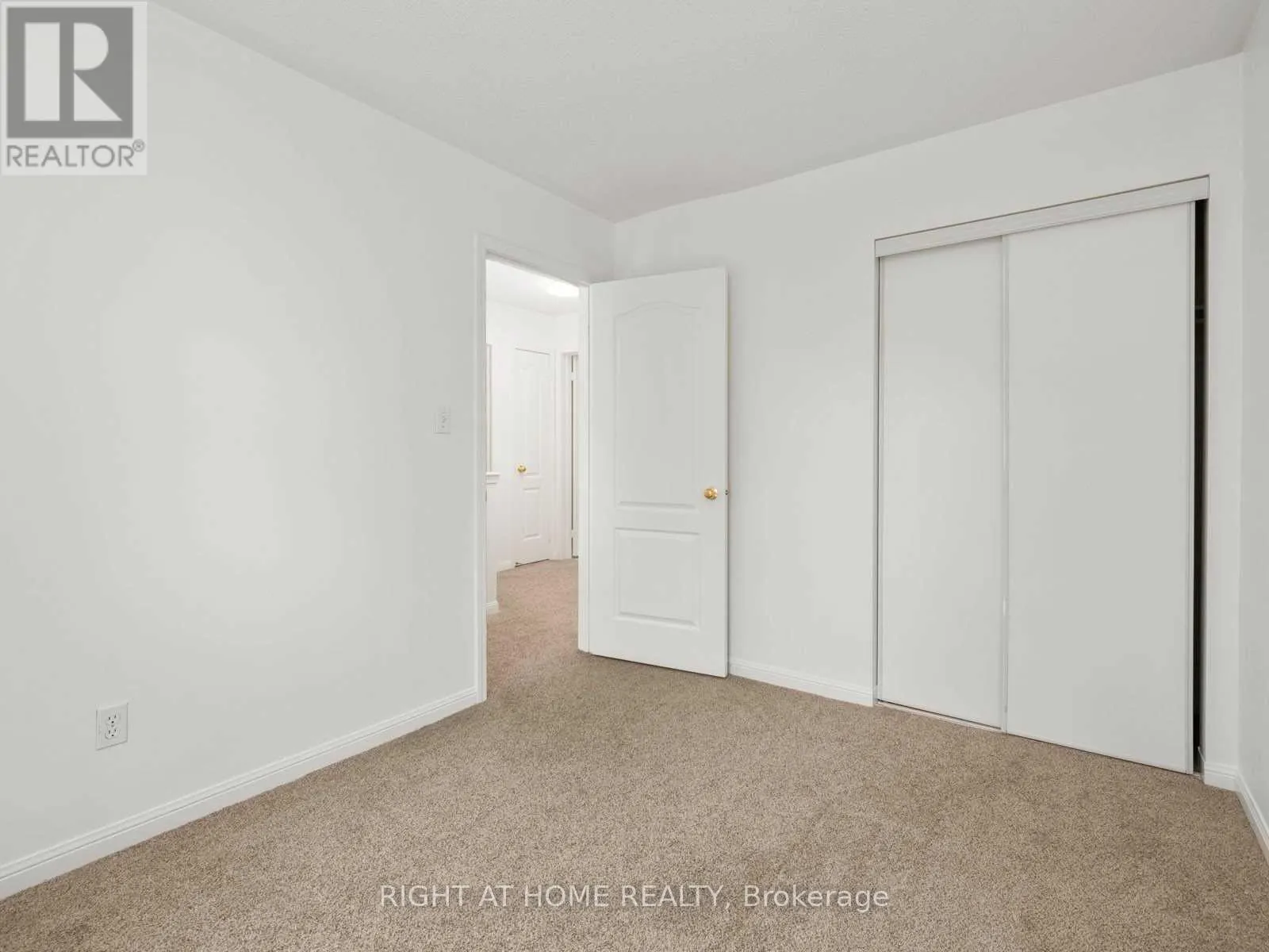 5555 BRIDGEPORT GATE