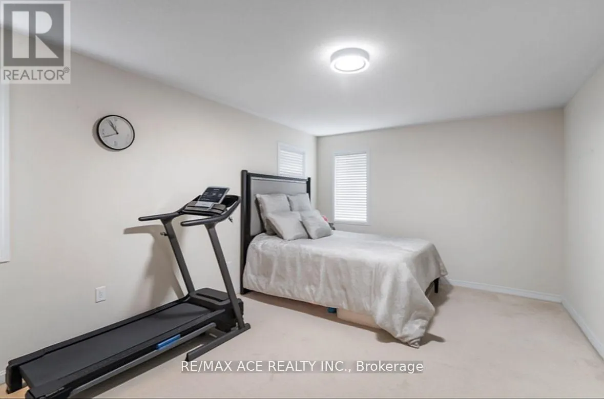 22 APPLE VALLEY WAY