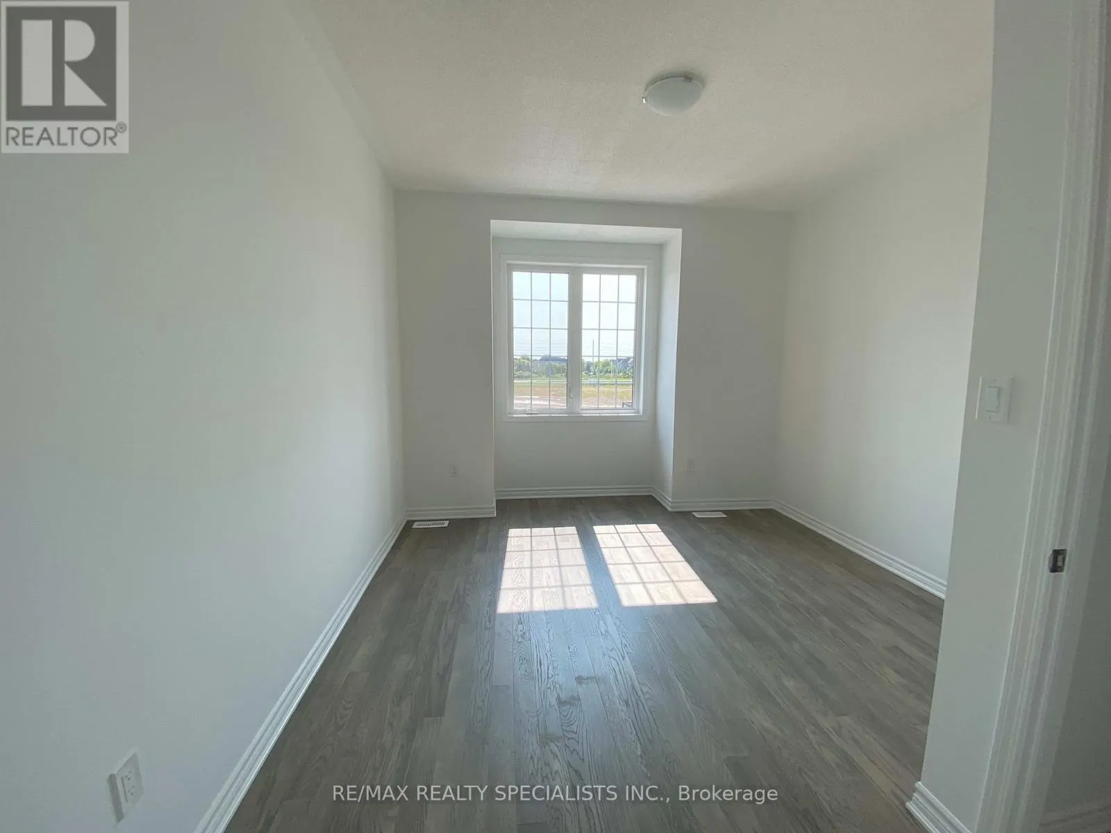 1183 MILLAND DRIVE