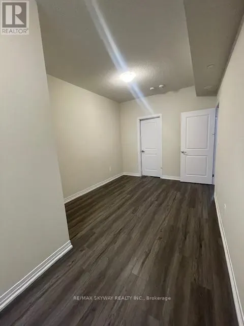 123 - 1589 ROSE WAY