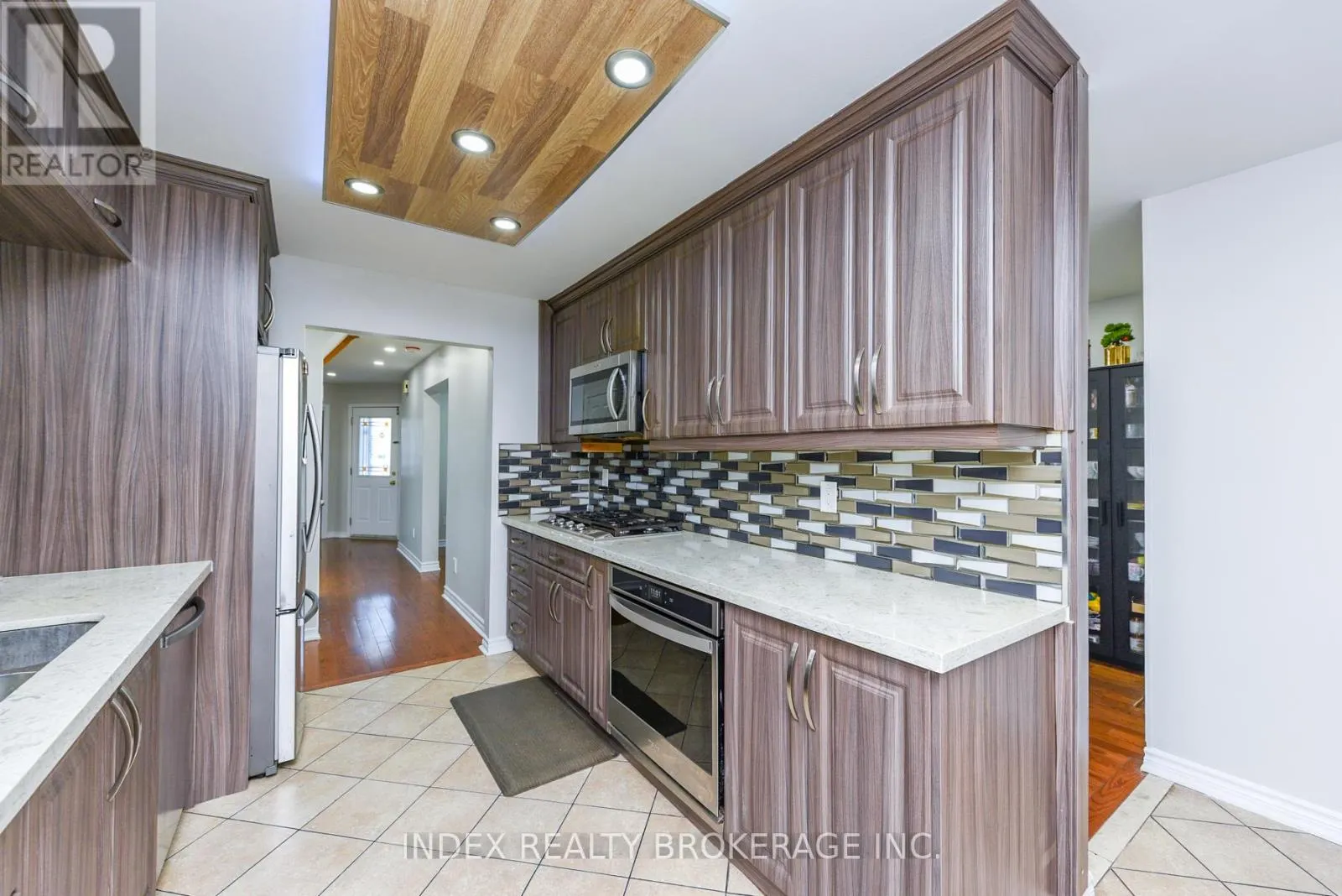 81 MULLIS CRESCENT