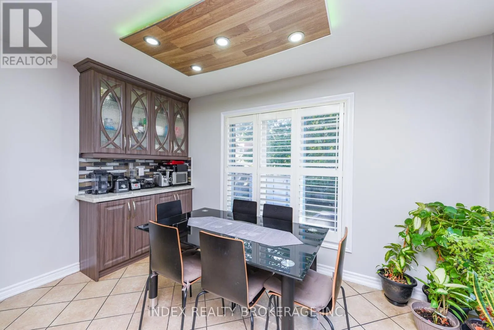 81 MULLIS CRESCENT