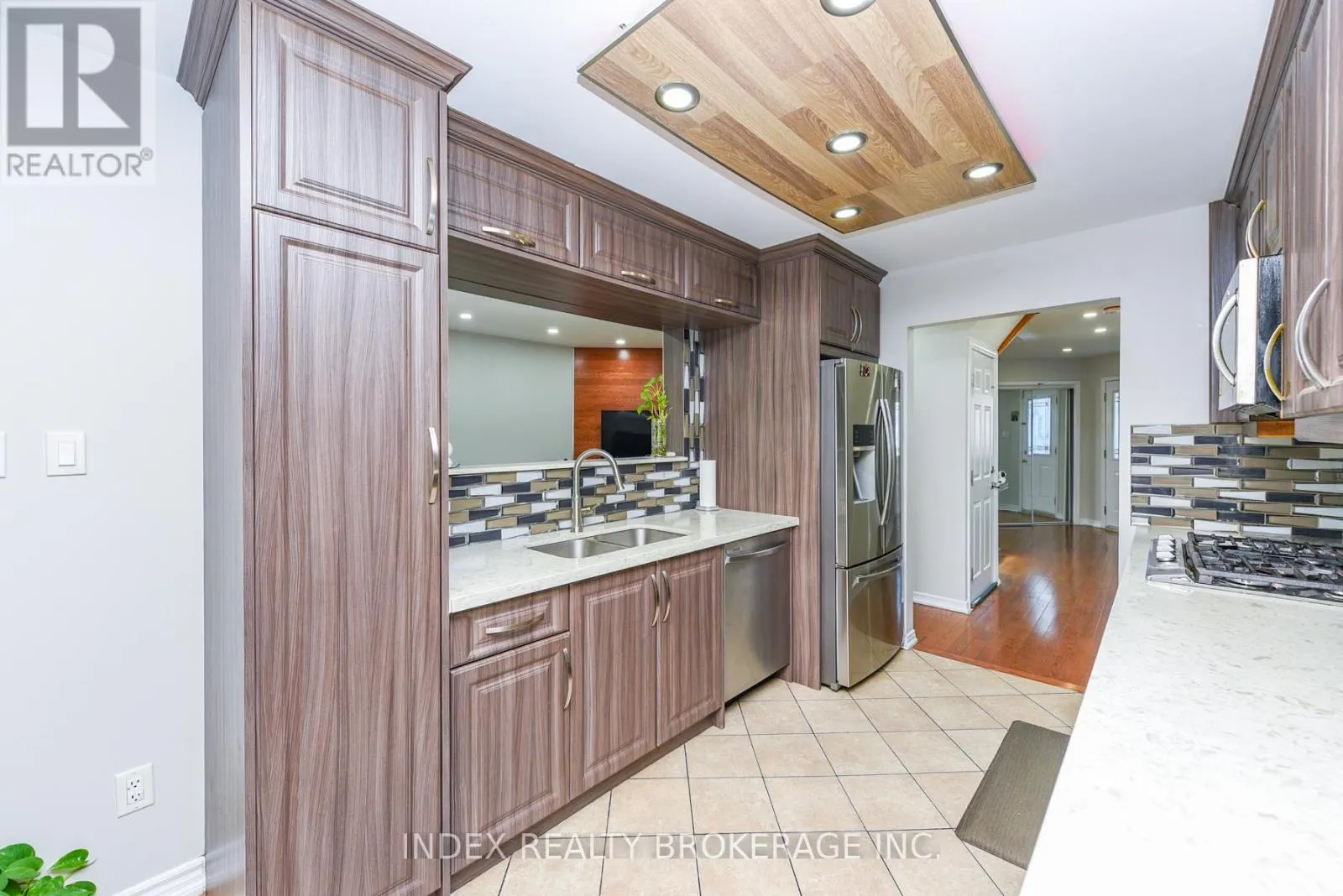81 MULLIS CRESCENT
