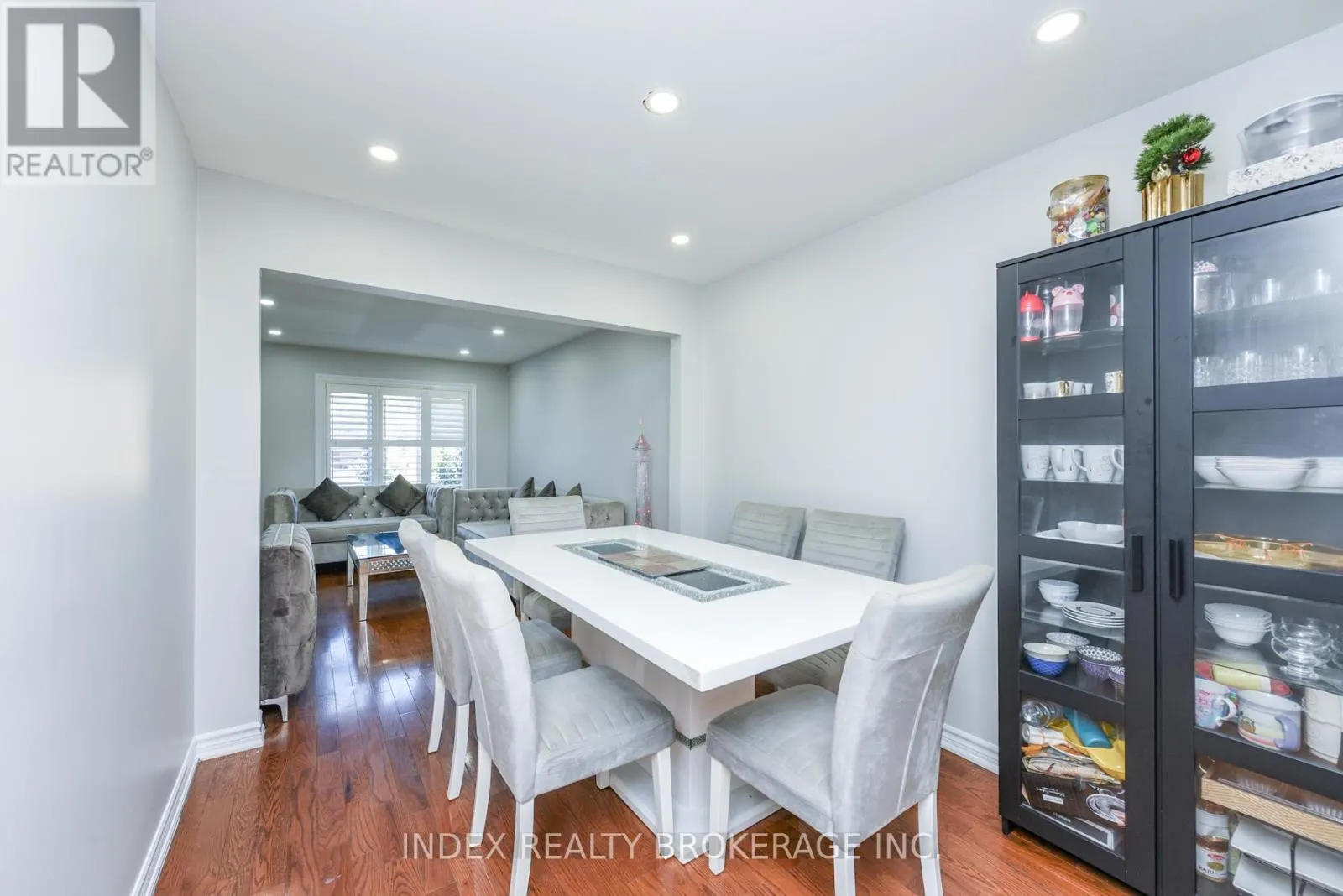 81 MULLIS CRESCENT