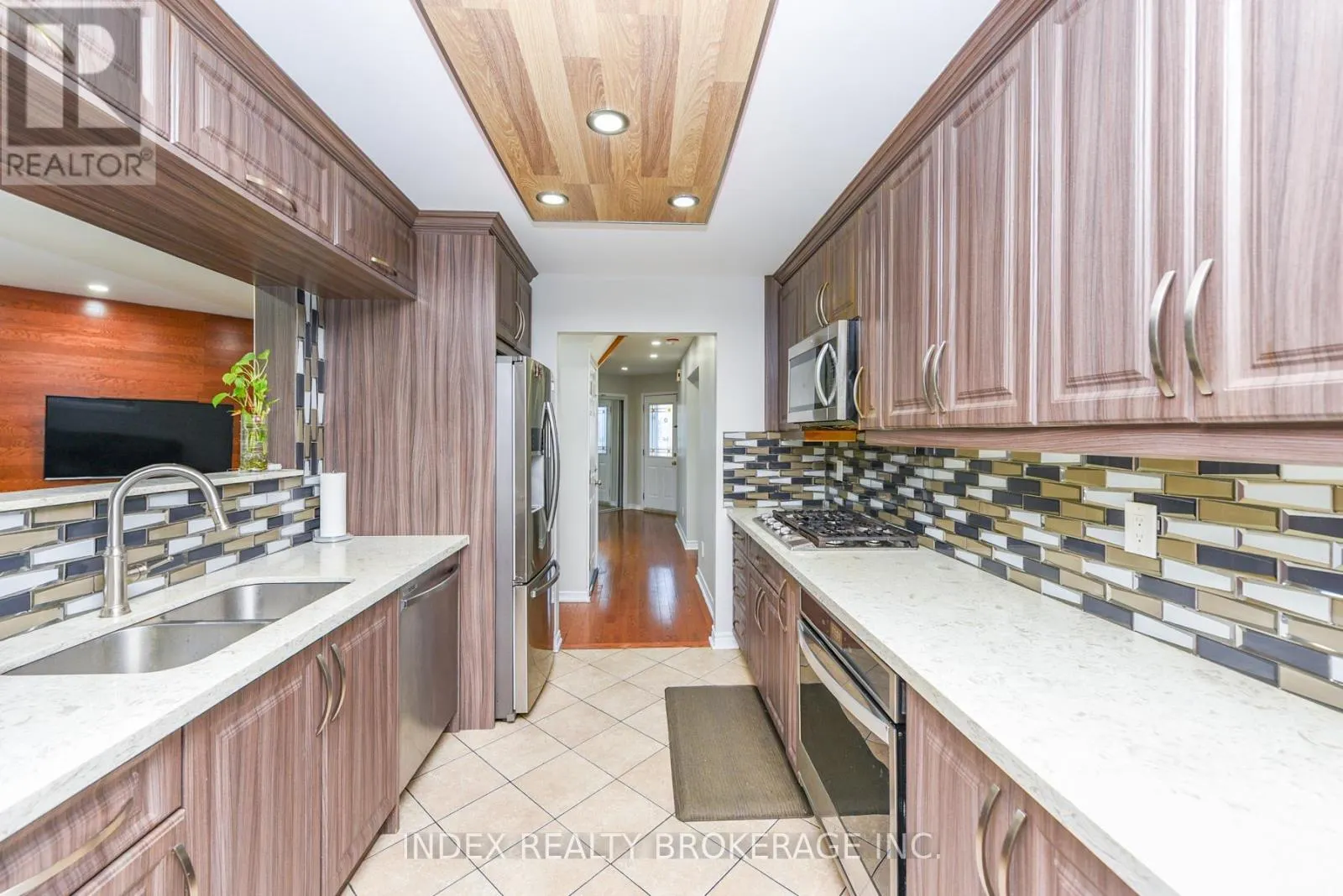 81 MULLIS CRESCENT