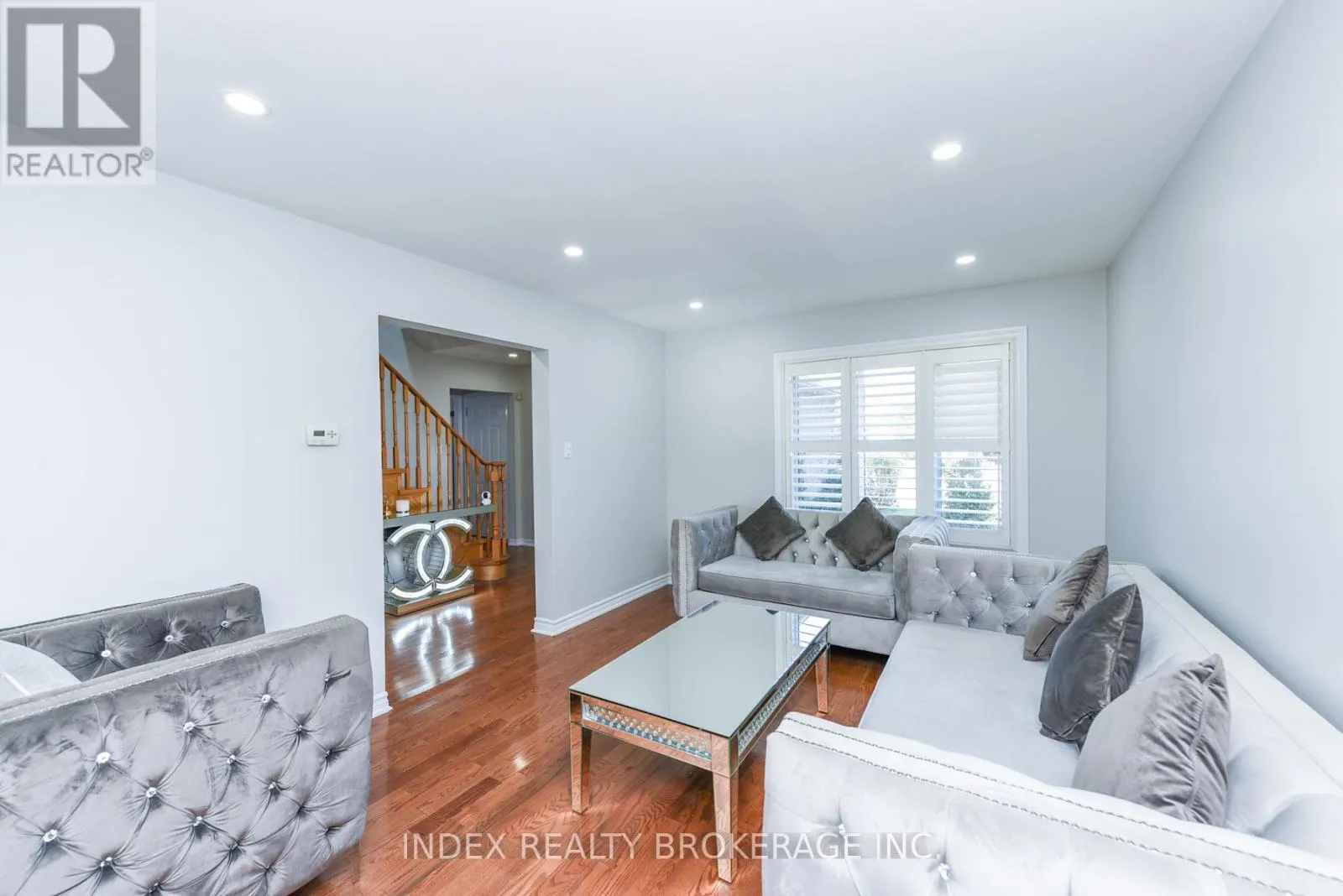 81 MULLIS CRESCENT