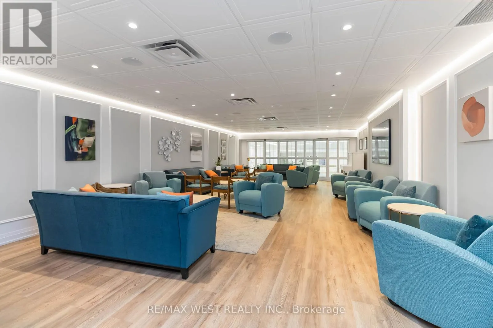 1108 - 2185 MARINE DRIVE