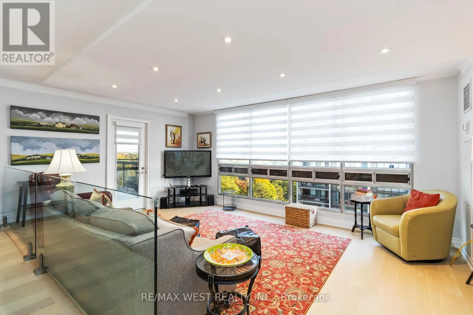 1108 - 2185 MARINE DRIVE
