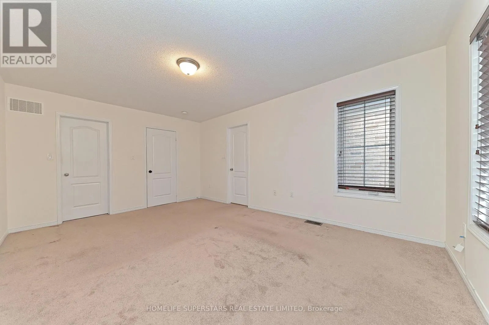9 YELLOWKNIFE ROAD