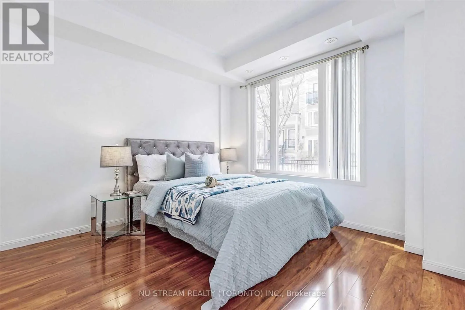 22 - 2891 RIO COURT