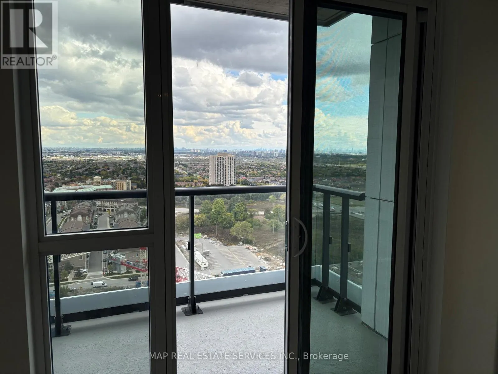 2110 - 15 WATERGARDEN DRIVE