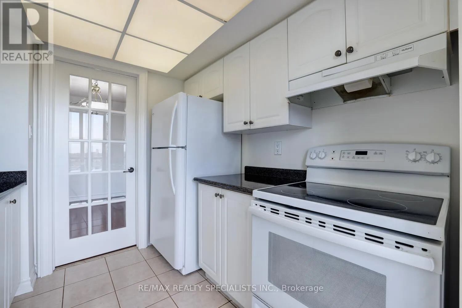 502 - 550 WEBB DRIVE