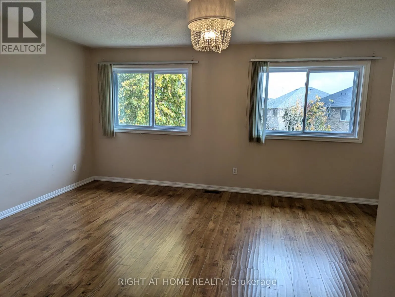 1423 QUEST CIRCLE