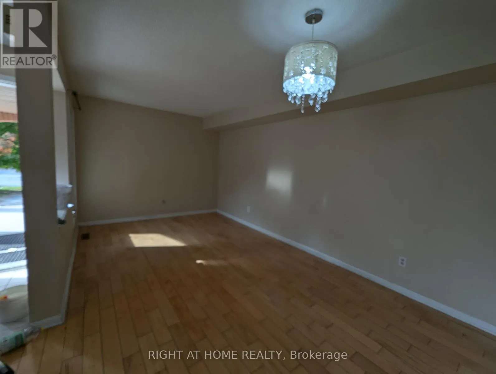 1423 QUEST CIRCLE