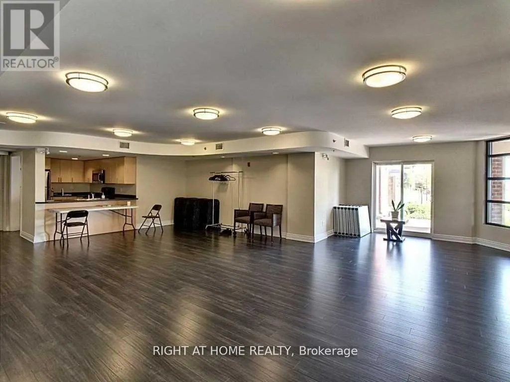109 - 3070 ROTARY WAY N
