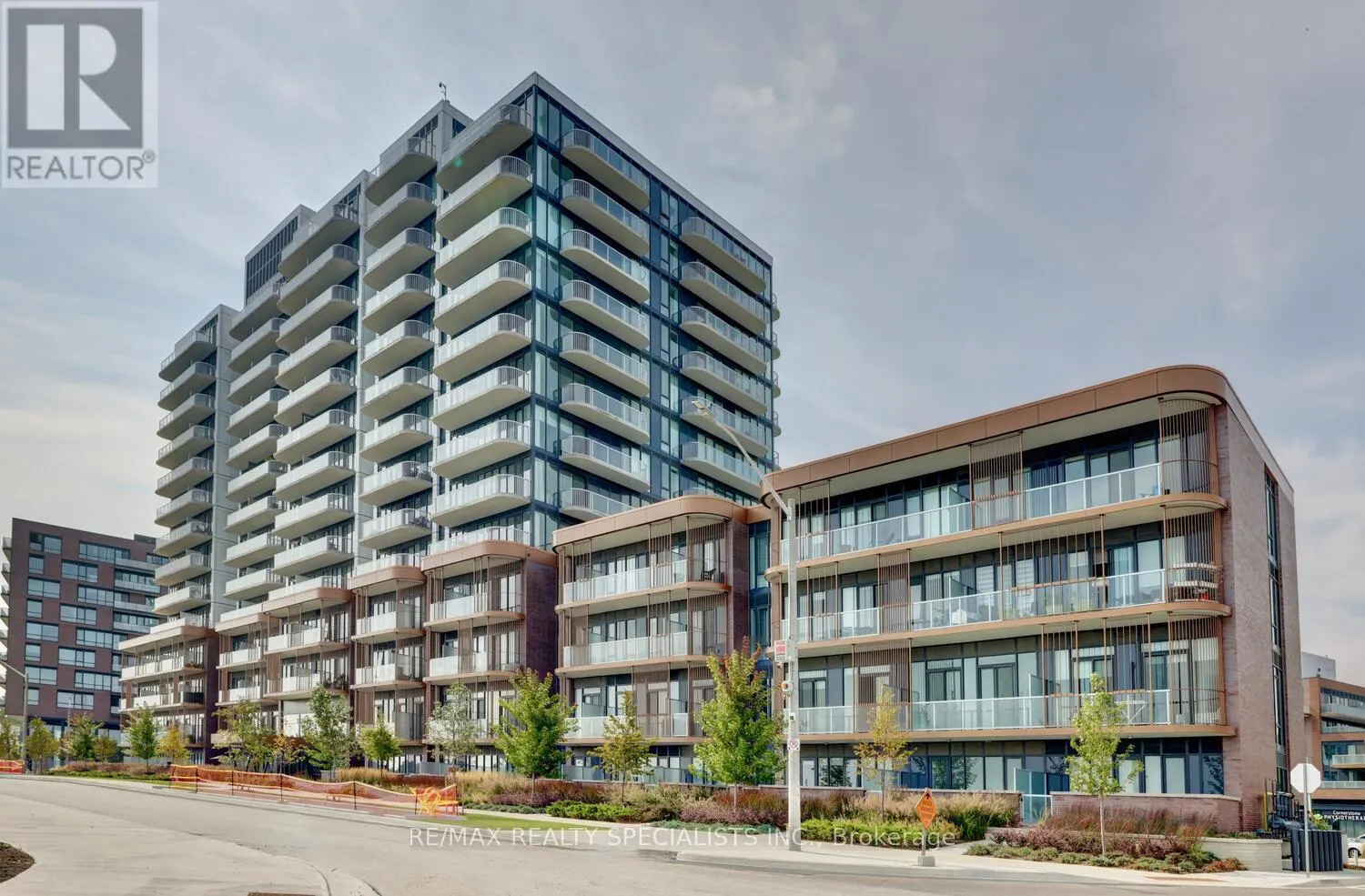 604 - 220 MISSINNIHE WAY
